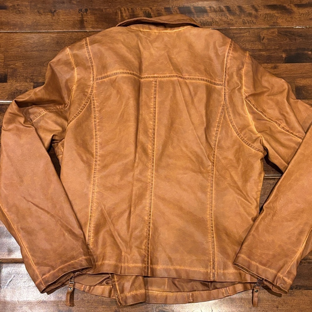 Max Studio Tan Faux Leather Jacket - Picture 4 of 8